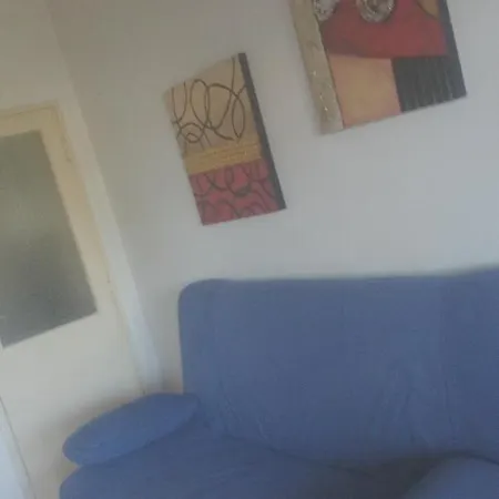 Odlican Apartman Za Vise Osoba U Blizini Grada